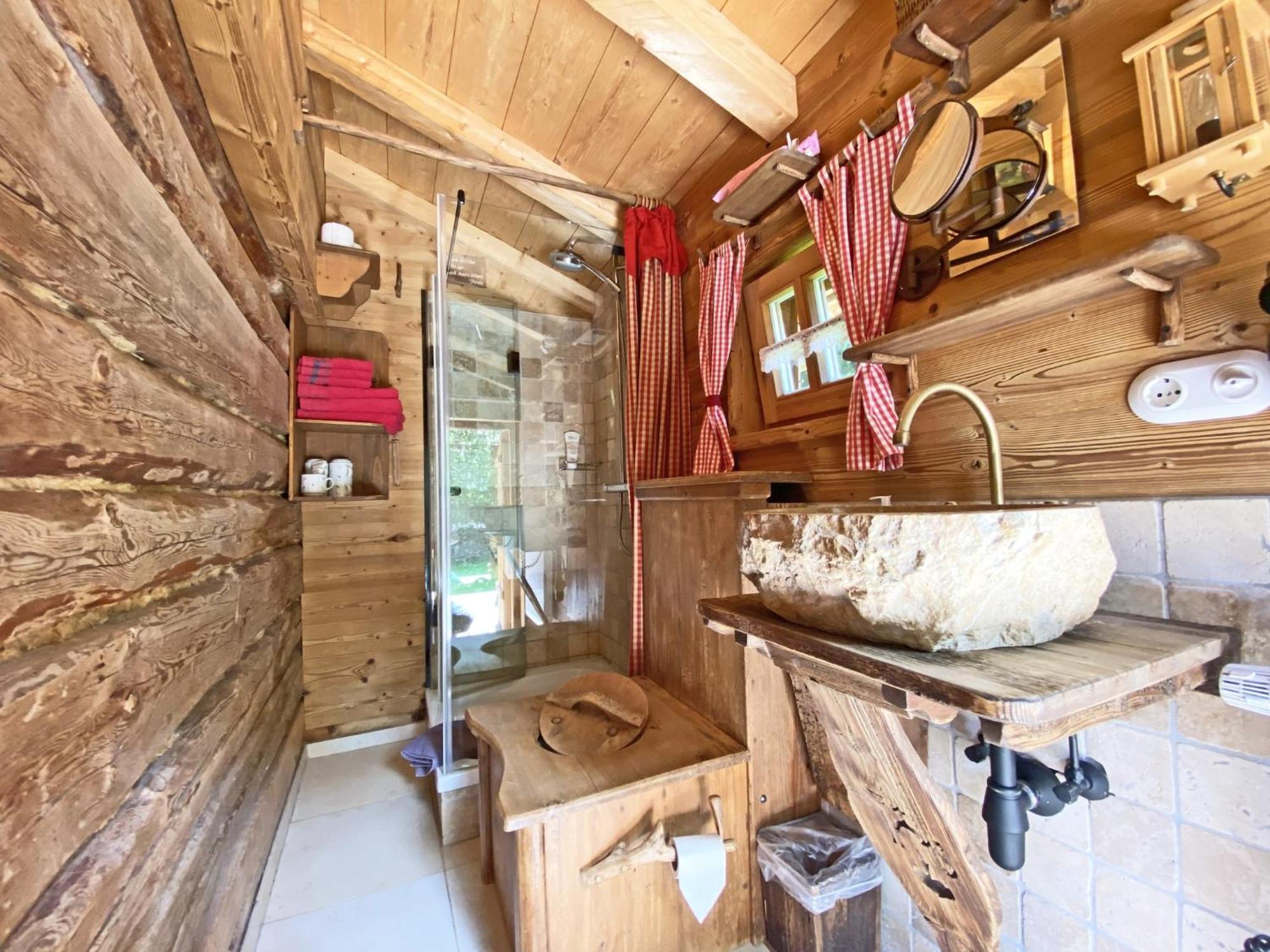 Eco Friendly Chalet Near The Lake In Asten Tittmoning Extérieur photo
